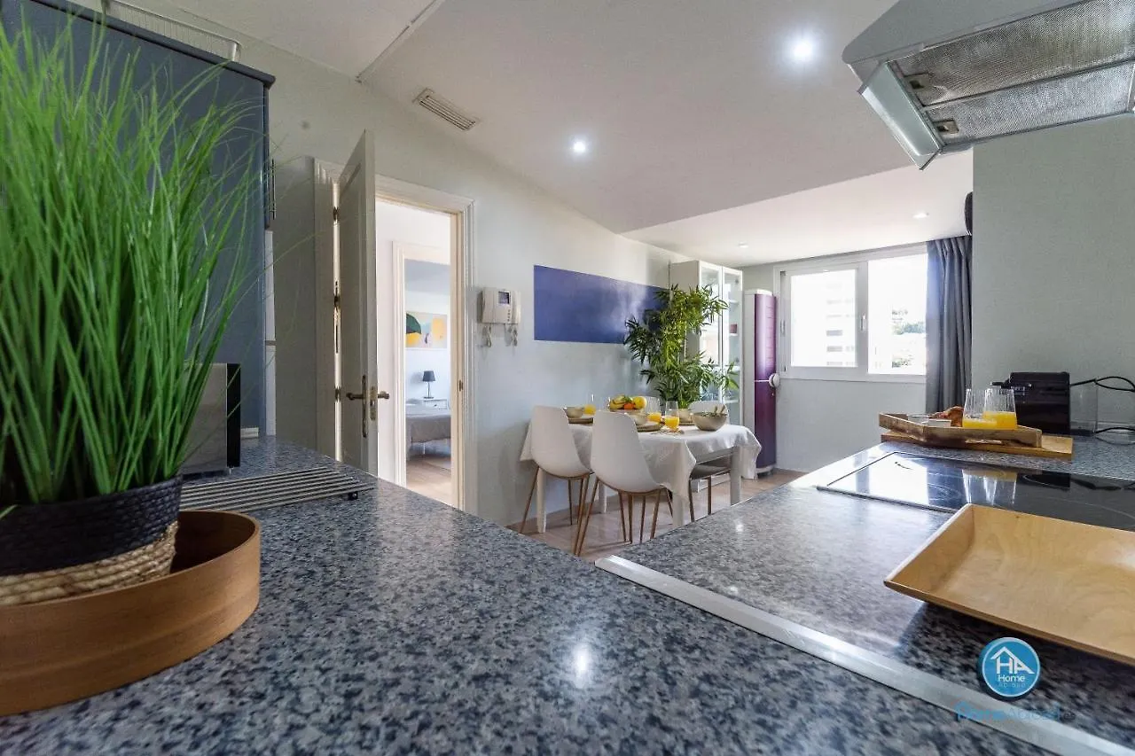 HomeAbroad Apartments - Ático Deluxe Fuengirola with FREE Parking