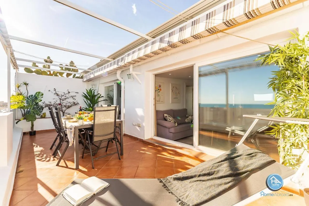 HomeAbroad Apartments - Ático Deluxe Fuengirola with FREE Parking