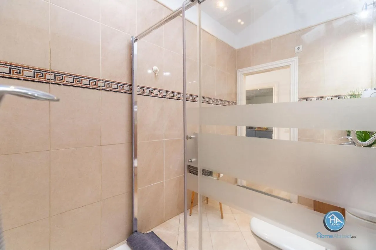 HomeAbroad Apartments - Ático Deluxe Fuengirola with FREE Parking 0*,